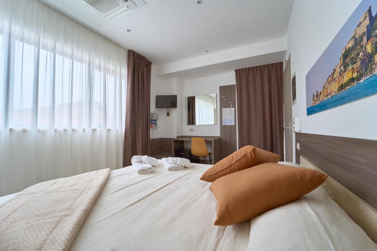 Firmafede Guest House Sarzana Dış mekan fotoğraf
