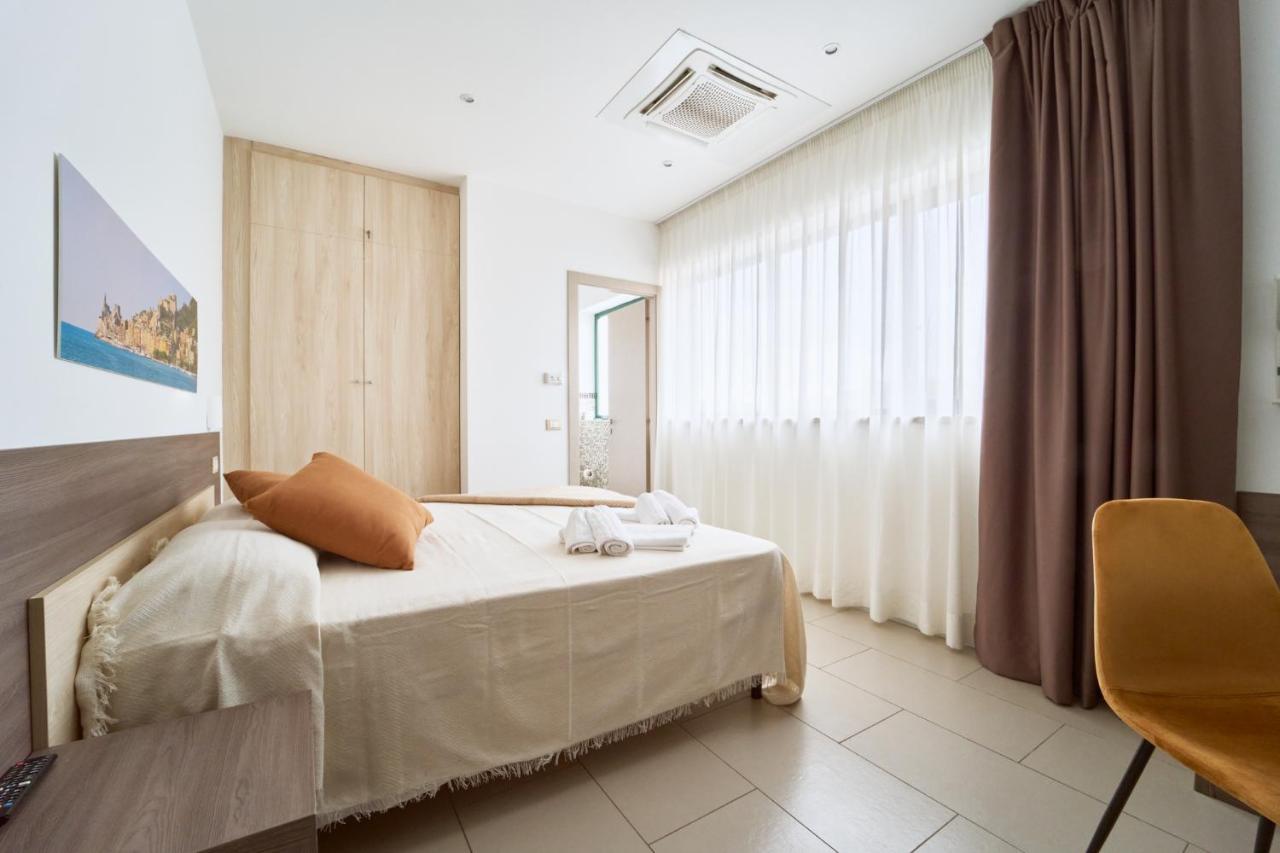 Firmafede Guest House Sarzana Dış mekan fotoğraf