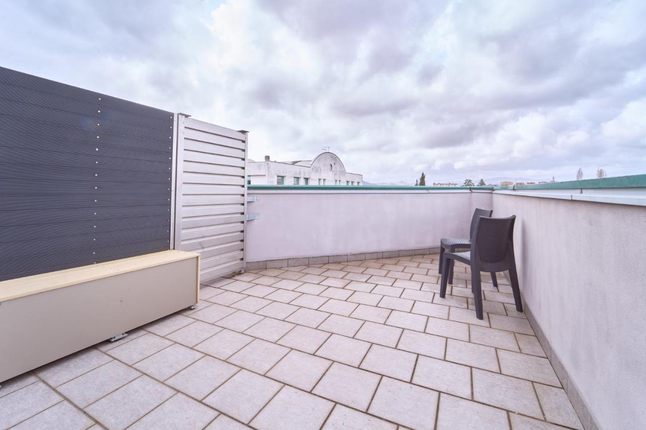 Firmafede Guest House Sarzana Dış mekan fotoğraf