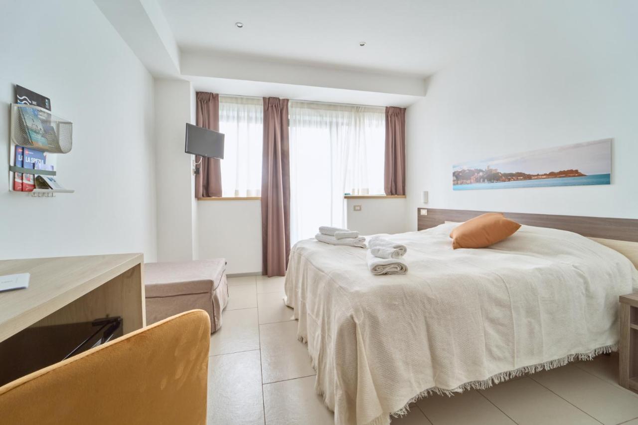 Firmafede Guest House Sarzana Dış mekan fotoğraf